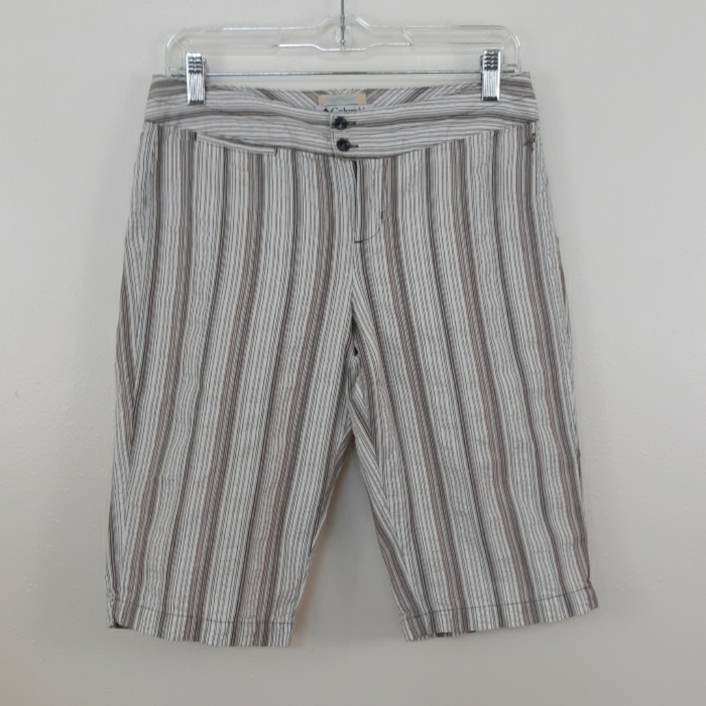 Ladies Columbia Hiking Shorts sz. 6P